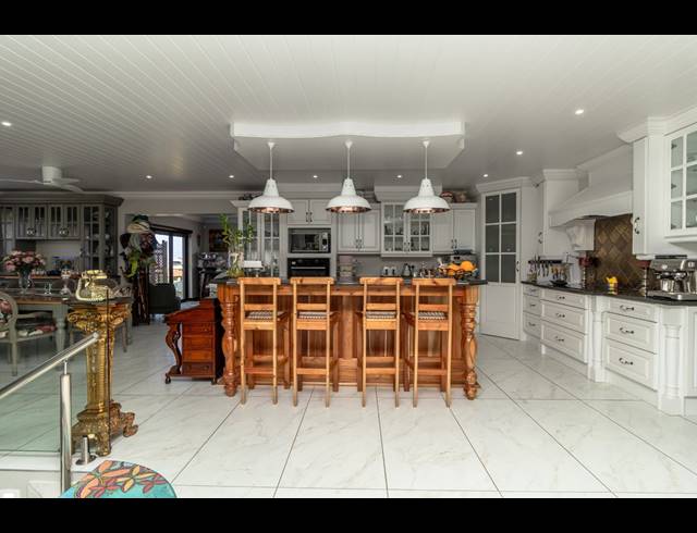 4 BEDROOM HOUSE FOR SALE IN MONTE CHRISTO